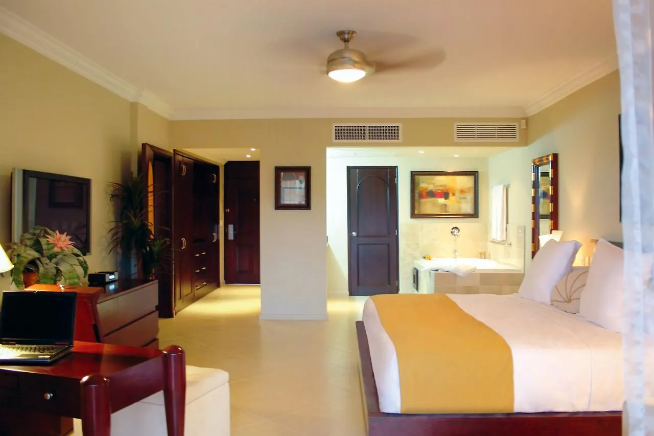 Presidential Suites By Lifestyle Puerto Plata 4*,